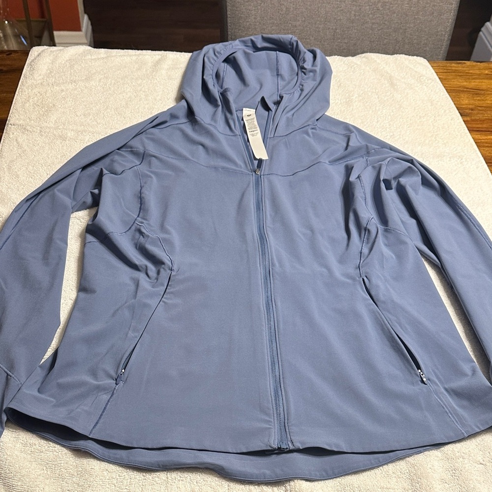 Lululemon Women's Mist Over Windbreaker: Light Blue